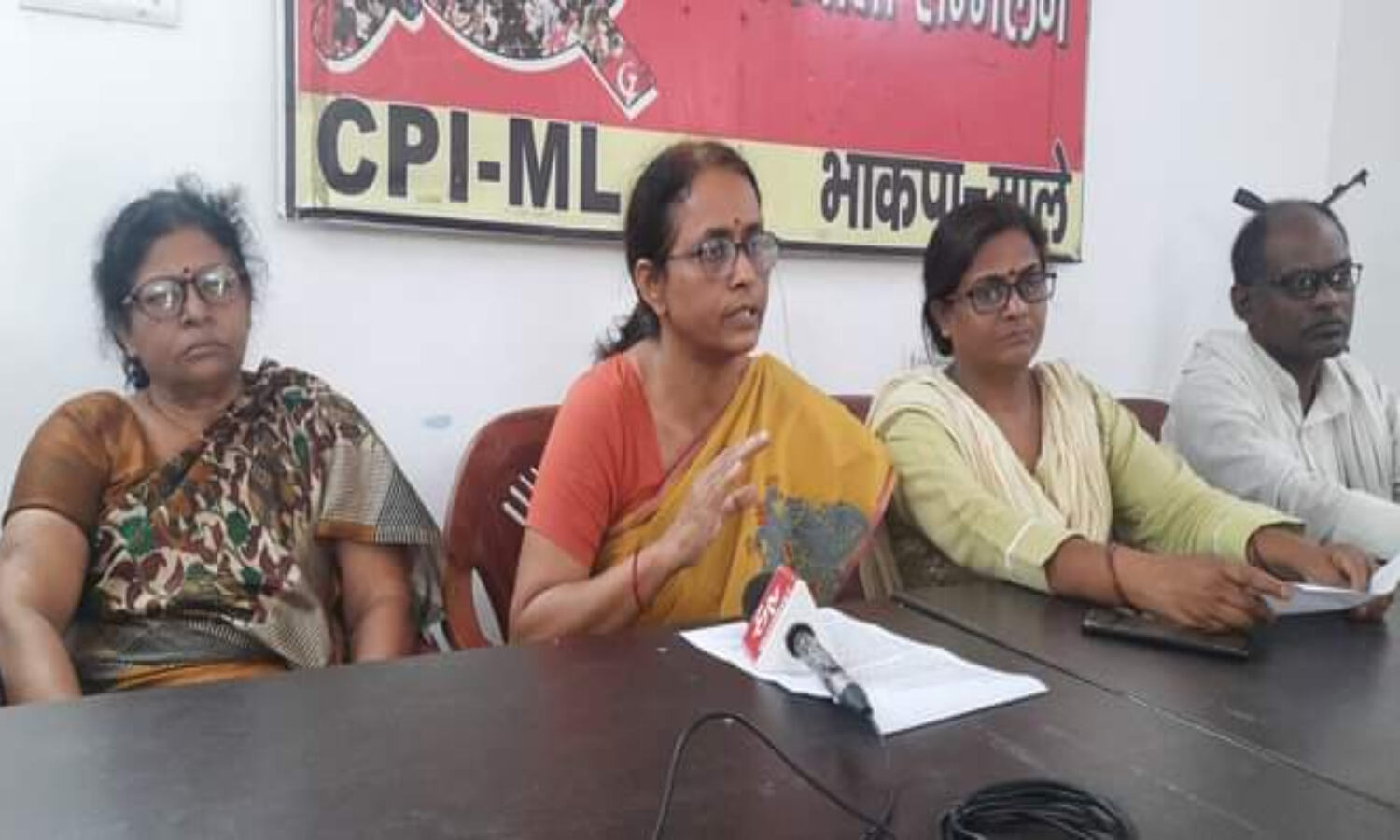 Bihar Crime News : 6 दलित लड़कियों ने सामूहिक रूप से खाया जहर- 4 की मौत, हत्या या आत्महत्या?, माले व ऐपवा ने की हाईलेवल जांच की मांग