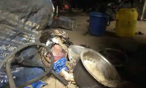 Varanasi Fire News : वाराणसी में दिल दहलाने वाला हादसा, साड़ी फिनिशिंग के कारखाने में लगी आग, पिता-पुत्र समेत चार की जलकर मौत