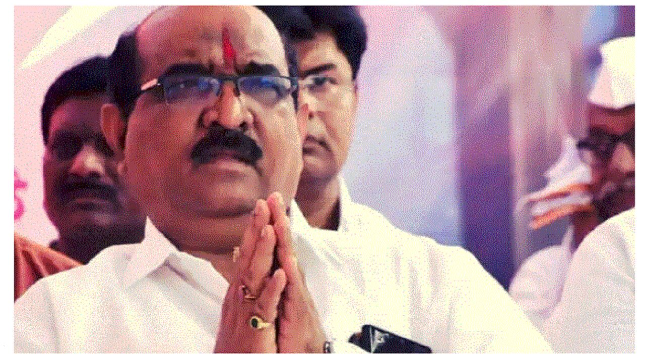 Maharashtra :  लातूर के भाजपा सांसद भी भेदभाव के शिकार, केंद्रीय मंत्री ने शिकायत मिलने पर अधिकारियों को दी ये चेतावनी