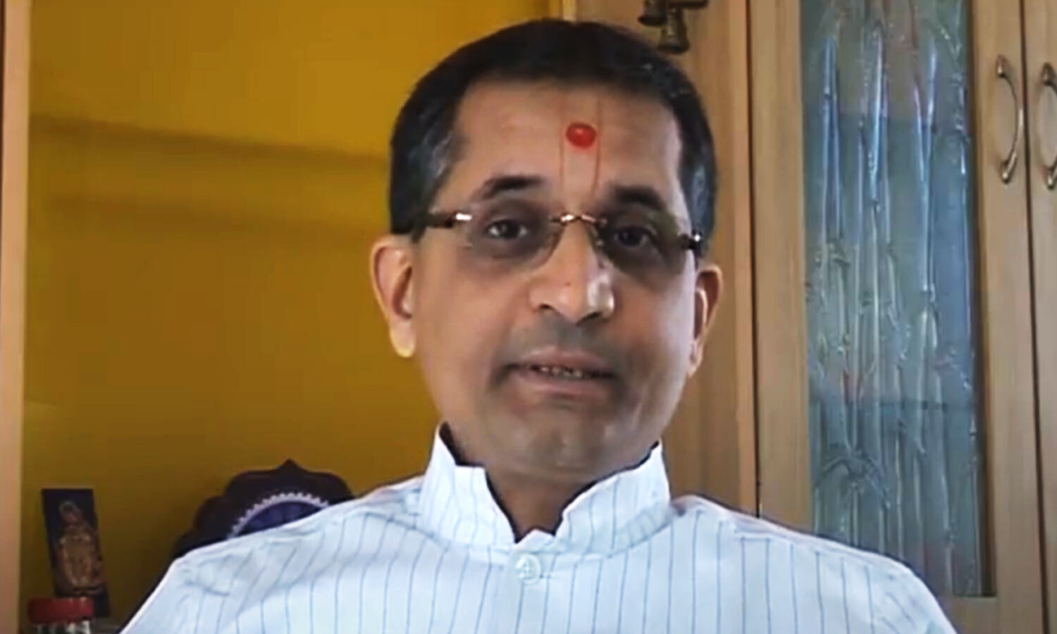 New Chairman Of UPSC : संघ लोकसेवा आयोग के नए प्रमुख की नियुक्ति को लेकर मचा बवाल, संस्थाओं का भगवाकरण करने की कोशिश?, राहुल गांधी ने ऐसे साधा निशाना