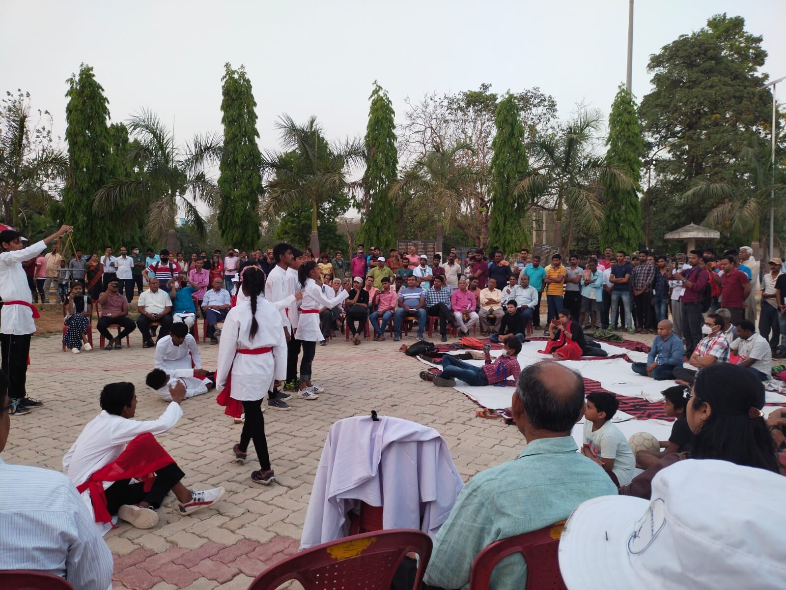 Cultural Tour of IPTA: 19 मई को भोपाल पहुंचेगी इप्टा की सांस्कृतिक यात्रा, जानें पूरा कार्यक्रम Cultural Tour of IPTA: 19 मई को भोपाल पहुंचेगी इप्टा की सांस्कृतिक यात्रा, जानें पूरा कार्यक्रम