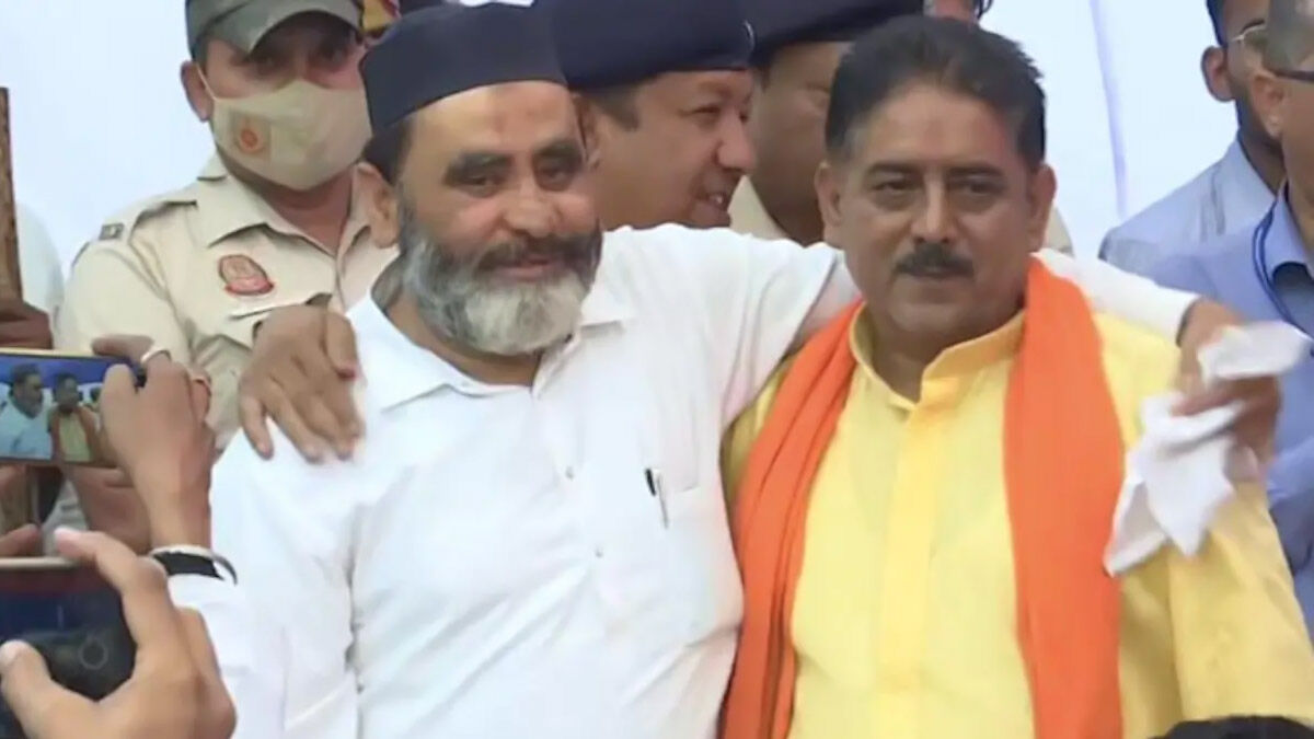 Jahangirpuri Tiranga Yatra: जहांगीरपुरी हिंसा के बाद हिंदू-मुस्लिम आए साथ, मिलकर निकालेंगे तिरंगा यात्रा, जानिये क्या है दिशा-निर्देश?