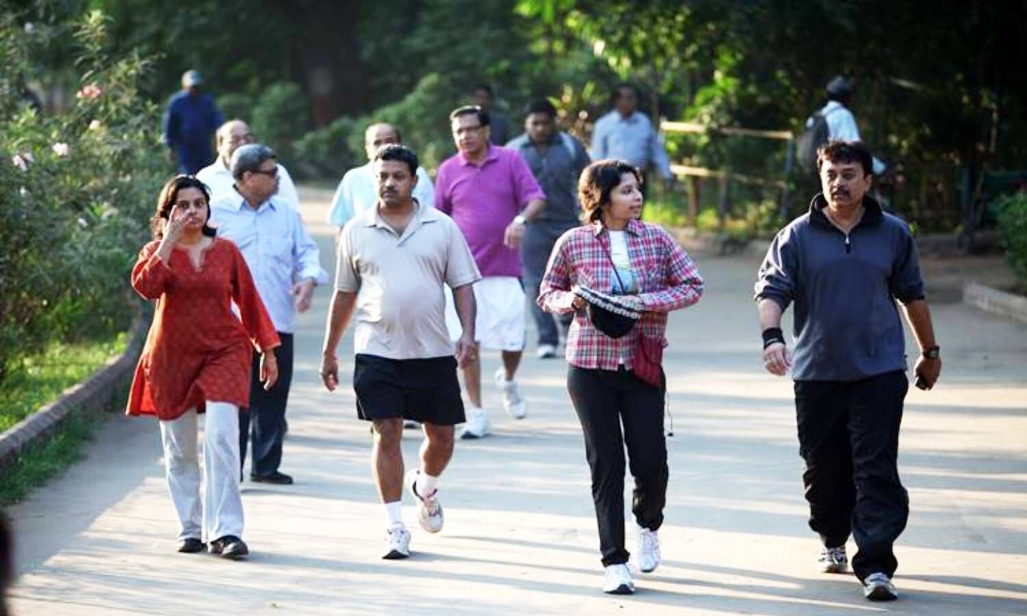 Secret of Long Life : जानिए कैसे तेज चाल चलने से आपकी उम्र बढ़ सकती है?