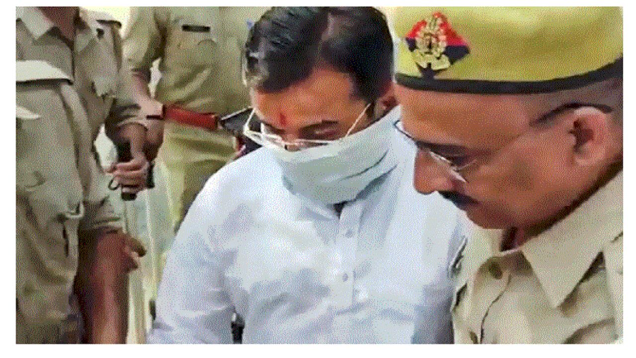 Lakhimpur Kheri : आशीष मिश्रा के केस मेस में नया मोड़, जस्टिस राजीव सिंह ने सुनवाई से खुद को क्यों किया अलग?