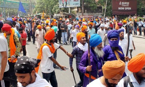 Patiala Violence : हिंसा के बाद भगवंत मान सरकार का बड़ा फैसला, शाम 6 बजे तक मोबाइल इंटरनेट बंद, कई बड़े अफसर नपे