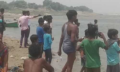 Mirzapur news: मिर्जापुर के विंध्याचल गंगा घाट पर दो दर्शनार्थियों की डूबने से मौत, ऐसे हुआ हादसा!