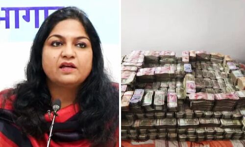 IAS Pooja Singhal : सोरेन सरकार ने शुरू की पूजा सिंघल की छुट्टी की तैयारी, इन्हें दिया जा सकता है उनका प्रभार