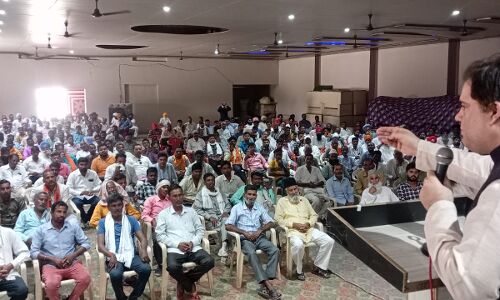 Pilibhit News: Varun Gandhi ने फिर उठाया महंगाई और बेरोजगारी का मुद्दा, बोले- मुश्किल परिस्थितियों में जी रहे हैं लोग Pilibhit News: Varun Gandhi ने फिर उठाया महंगाई और बेरोजगारी का मुद्दा, बोले- मुश्किल परिस्थितियों में जी रहे हैं लोग