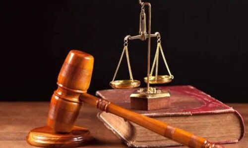 विपक्ष के 146 सांसदों को सदन से बाहर फेंक मोदी सरकार ने नये क्रिमिनल लॉ को पास कराया बिना बहस और वोटिंग के !