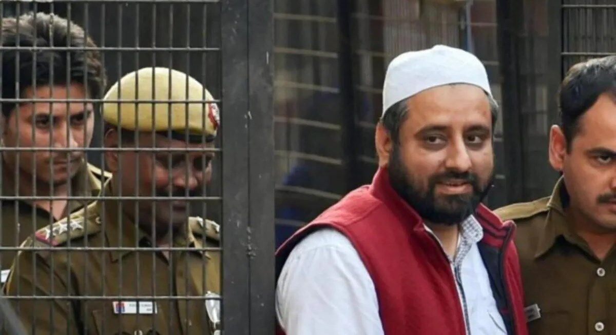 Amanatullah Khan News: आप विधायक अमानतुल्लाह खान हिस्ट्रीशीटर घोषित, दिल्ली पुलिस ने अब तक दर्ज किए 18 मामले