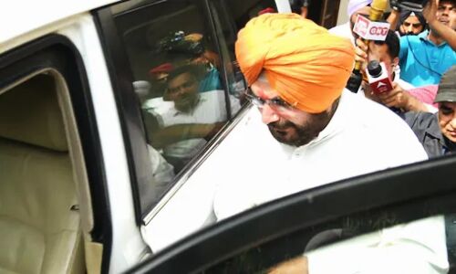 Road Rage Case : Navjot Singh Sidhu को भेजा गया पटियाला जेल, माता कौशल्या अस्पताल में हुआ मेडिकल टेस्ट