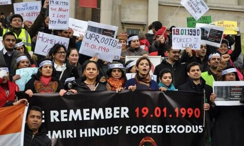 Kashmiri Hindus Target Killing: कश्मीर घाटी में 1990 के दशक के दौर जैसे असुरक्षित हुए हिंदू, क्या मोदी सरकार अपनी नीतियों पर करेगी पुनर्विचार