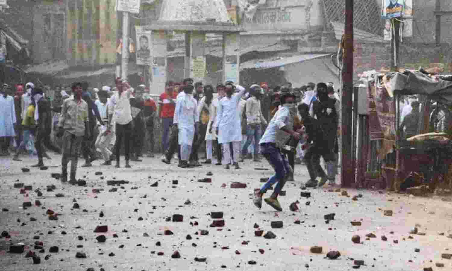 Lucknow News : पुलिस की निगरानी में अदा की जाएगी जुमे की नमाज, खुफिया विभाग ने जताई विवाद की आशंका
