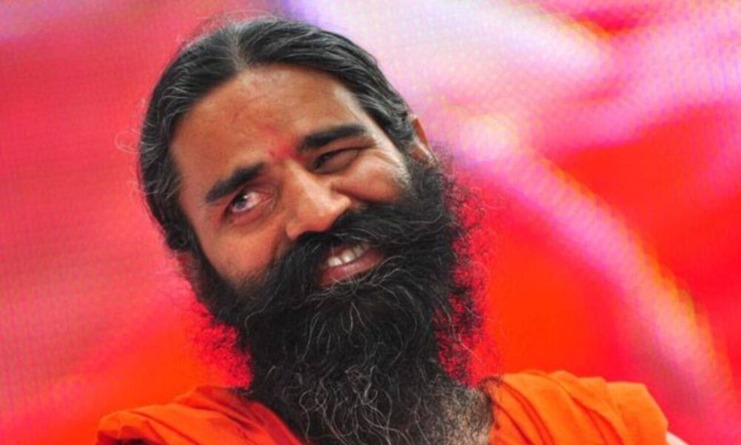 Divya Pharmacy : बाबा रामदेव की दिव्य फार्मेसी ने किया ड्रग कानूनों का उल्लंघन, शिकायत के बाद तीन दवाओं का प्रचार किया बंद