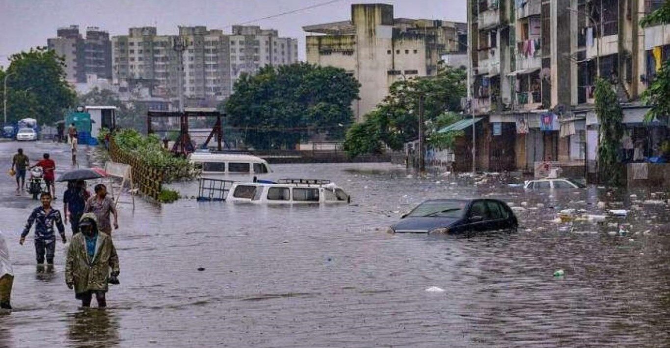 Climate Change Effects: भारत और बांग्लादेश में हुई अत्यधिक बरसात और बाढ़ के लिए जलवायु परिवर्तन जिम्मेदार, रिपोर्ट में हुआ खुलासा
