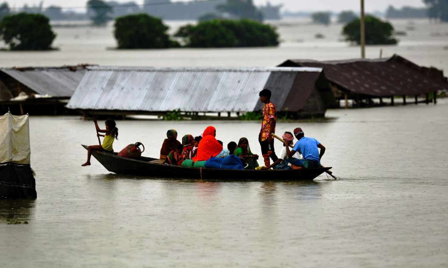 Assam Flood : असम में बाढ़ से 47 लाख लोग प्रभावित, मरने वालों की संख्या बढ़कर 81 हुई