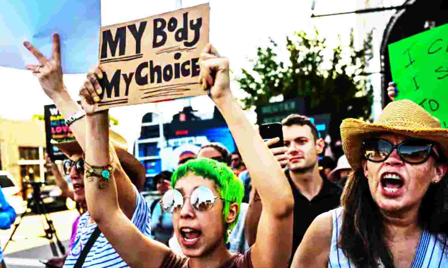 USA Abortion Rights : अमेरिका में गर्भपात का अधिकार खत्म, सुप्रीम कोर्ट ने पलटा 50 साल पुराना फैसला