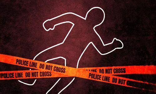 पड़ोसियों की टीका-टिप्पणी से परेशान मां ने मार डाला बेटी को और पुलिस को फोन कर कहा -