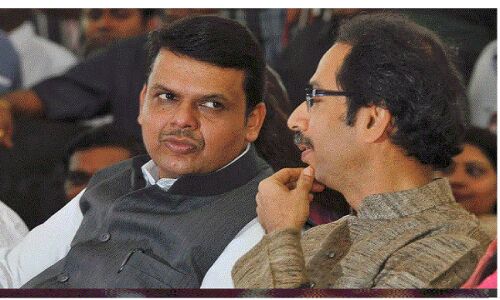 महाराष्ट्र में सियासी घमासान पर बड़ा खुलासा, उद्धव ने देवेंद्र को किया था फोन, सरकार बचाने की लगाई थी गुहार