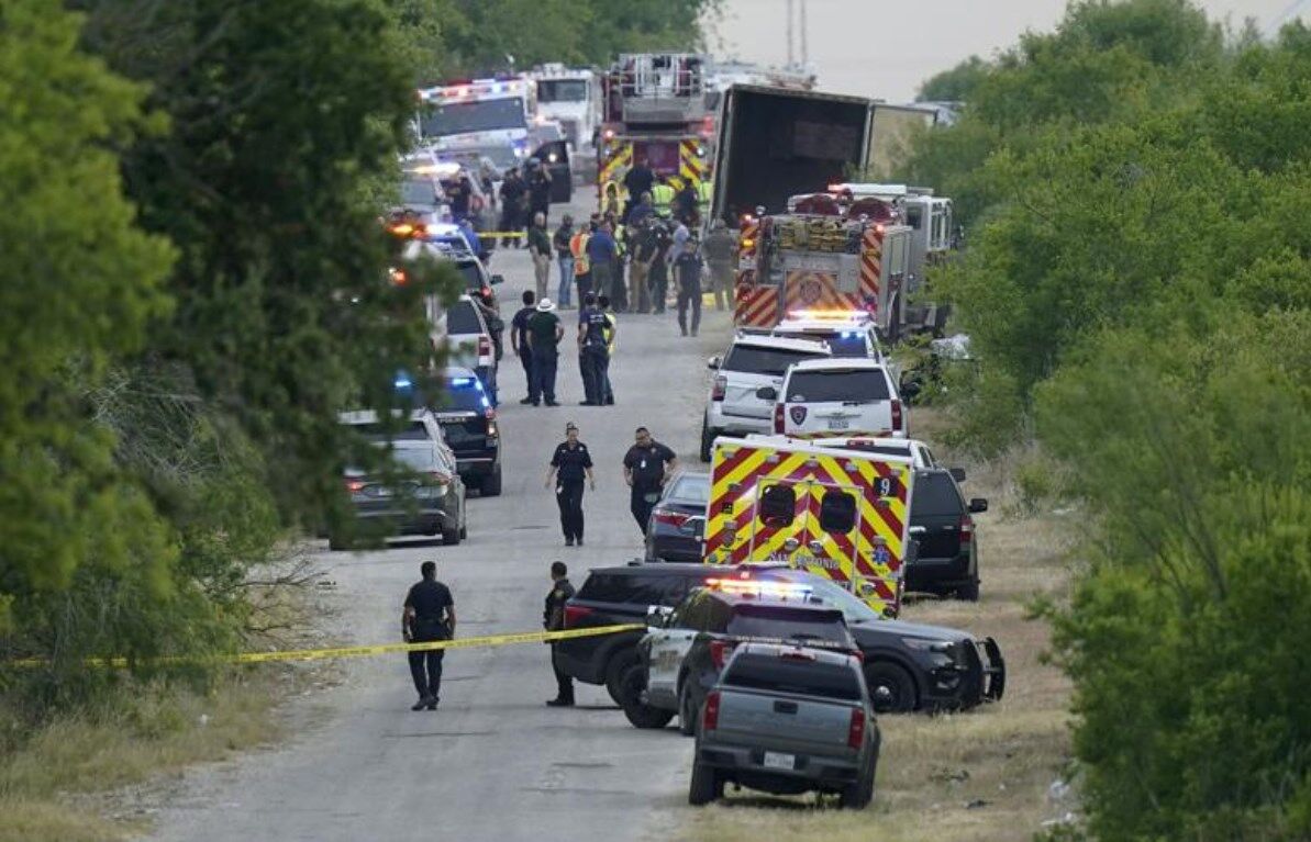 America News: अमेरिका के टेक्सस में भयावह मंज़र, एक ट्रक में मिली 46 लाशें, मिसोरी में पटरी से उतरी ट्रेन