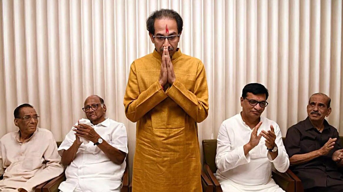 Uddhav Thackeray resigns: उद्धव ठाकरे ने मुख्यमंत्री पद से दिया इस्तीफा, कल होना था फ्लोर टेस्ट