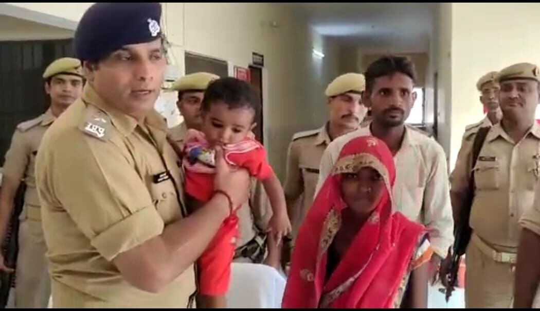 Mirzapur News: UP के मिर्जापुर जिले के अस्पताल से चोरी हुए बच्चे की हुई रहस्यमयी बरामदगी, बलि देने की आशंका
