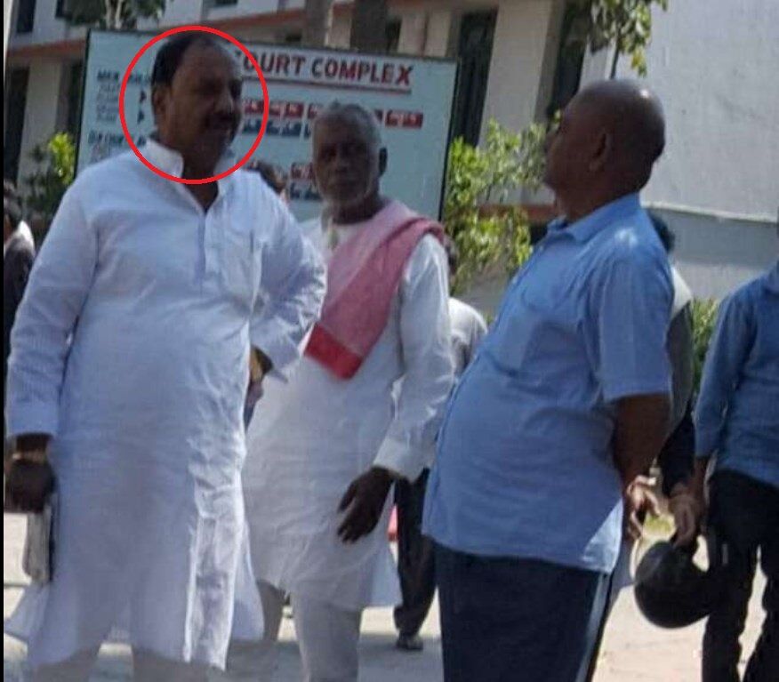 Ex-MLA Surendra Sharma: पूर्व विधायक ने 20 लाख में दी थी अपनी ही बेटी की हत्या की सुपारी, गैर जाति में शादी करना लगा था नागवार Ex-MLA Surendra Sharma: पूर्व विधायक ने 20 लाख में दी थी अपनी ही बेटी की हत्या की सुपारी, गैर जाति में शादी करना लगा था नागवार