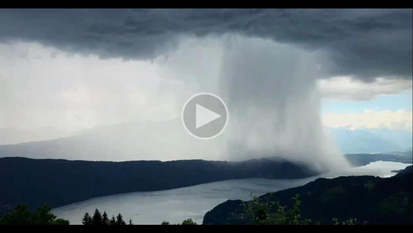 Kullu Cloud Burst: ह‍िमाचल प्रदेश के कुल्‍लू में बादल फटने से आया सैलाब,  4 लोग लापता, दर्जनों घर क्षतिग्रस्त