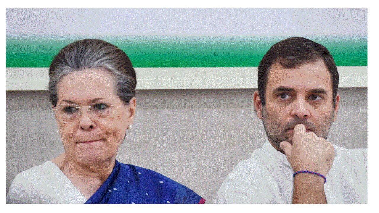 नेशनल हेराल्ड केस : सोनिया से ED के सवाल पर संग्राम, दिल्ली पुलिस ने राहुल गांधी सहित कई को लिया हिरासत में