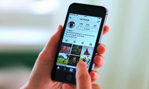 Rajasthan News : लड़के से बात करता देख पिता ने डिलीट किया इंस्टाग्राम, घर छोड़कर सोशल मीडिया पर बने दोस्त से मिलने भागी नाबालिक