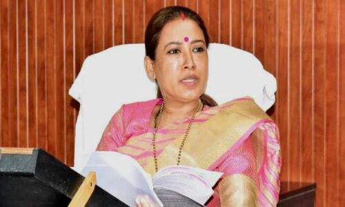 Dehradun News : मंत्री रेखा आर्य के विभाग के निमंत्रण पत्र पर मचा बवाल, कांग्रेस ने मुख्यमंत्री से की ये मांग