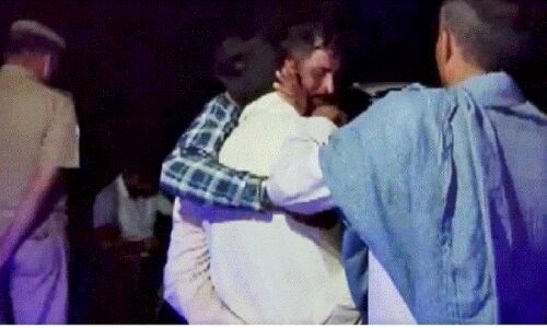 Hathras News : बेलगाम डंपर ने 5 शिवभक्तों को रौंदा, मचा हड़कंप, हरिद्वार से गंगाजल लेकर ग्वालियर जा रहे थे कांवड़िये