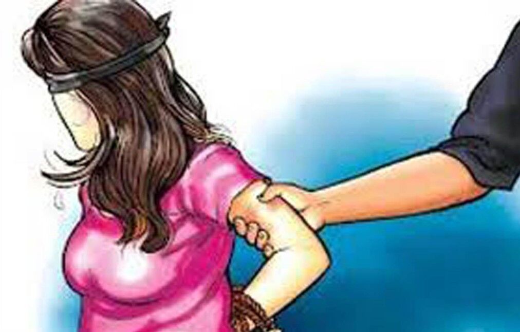 Pilibhit News : यूपी में छेड़छाड़ से तंग आकर फंदे पर झूल गई दलित छात्रा, जानिए क्या है पूरा मामला