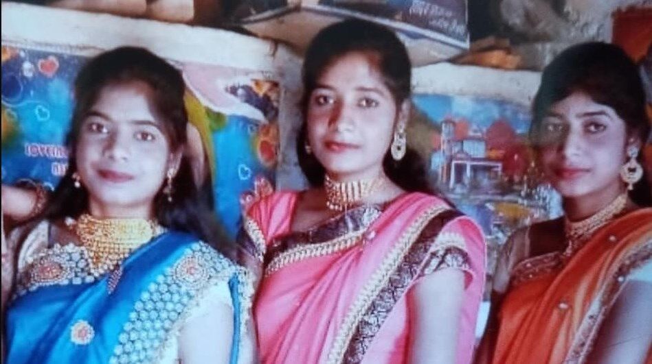 Khandwa News: एमपी के खंडवा में तीन सगी आदिवासी बहनों का पेड़ से लटका मिला शव