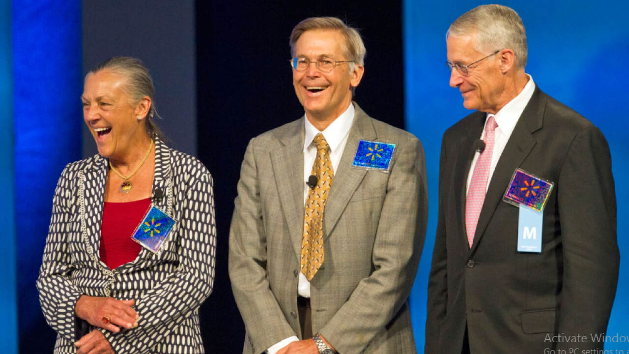 वॉल्टन फैमिली को हुआ भारी नुकसान, एक झटके में गवाए 11.4 अरब डॉलर, मुकेश अंबानी से अब भी आगे