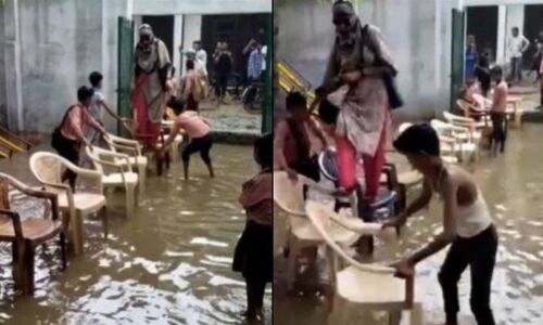 Mathura News : स्कूल बना तालाब, कुर्सियों पर पैर रखकर पहुंचीं शिक्षिका, वीडियो हुआ वायरल