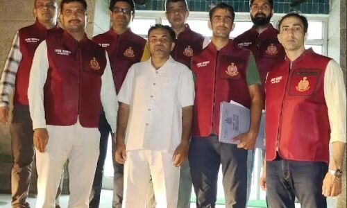 Delhi News: सौ करोड़ की ठगी में पकड़ा गया BSF का पूर्व रसोइया, पुलिस के हत्थे चढ़ा तो खुला राज