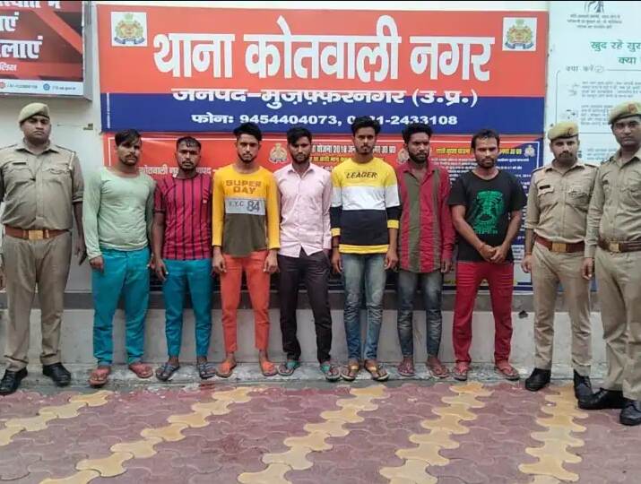 Muzaffarnagar News: प्रेमी संग खेत जा रही महिला को किया निर्वस्त्र- वीडियो बनाकर किया वायरल