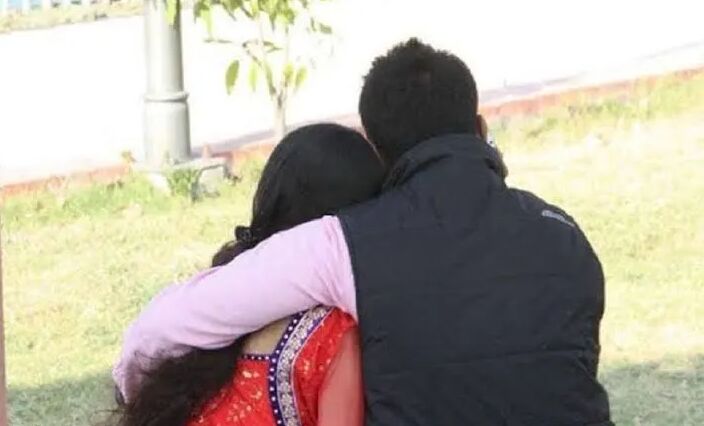 Siddharthnagar News: प्रेमी युगल को छोड़ने में 65 हजार रुपए रिश्वत ली, एसपी ने दो को किया निलंबित