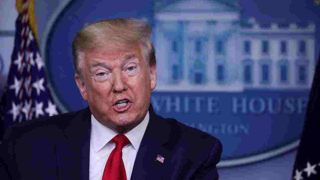 Donald Trump News: पूर्व अमेरिकी राष्ट्रपति डोनाल्ड ट्रंप के घर पर FBI ने डाला रेड, बोले- वजह जान कर हो जायेंगे हैरान