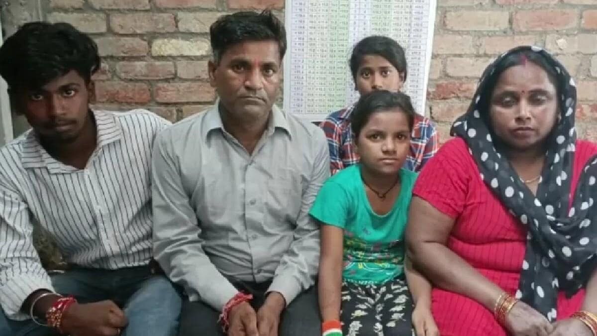 Bijnor News: तिरंगा लगाने पर बिजनौर में मिली सर तन से जुदा करने की धमकी, हिंदी में लिखा पर्चा बरामद