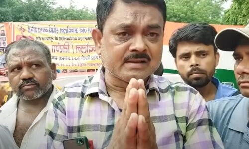 सहारा इंडिया का हिस्सा रहे कर्मचारियों ने किया आंदोलन, बोले-नहीं मिला पैसा तो होंगे आत्महत्या को मजबूर