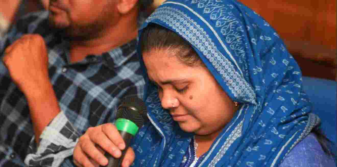 Bilkis Bano Case : बिलकिस बानो केस में केंद्र सरकार साइलेंट मोड में, पूर्व सीबीआई प्रमुख ने बताया मोदी सरकार केस में अपना रही डबल स्टैंडर्ड