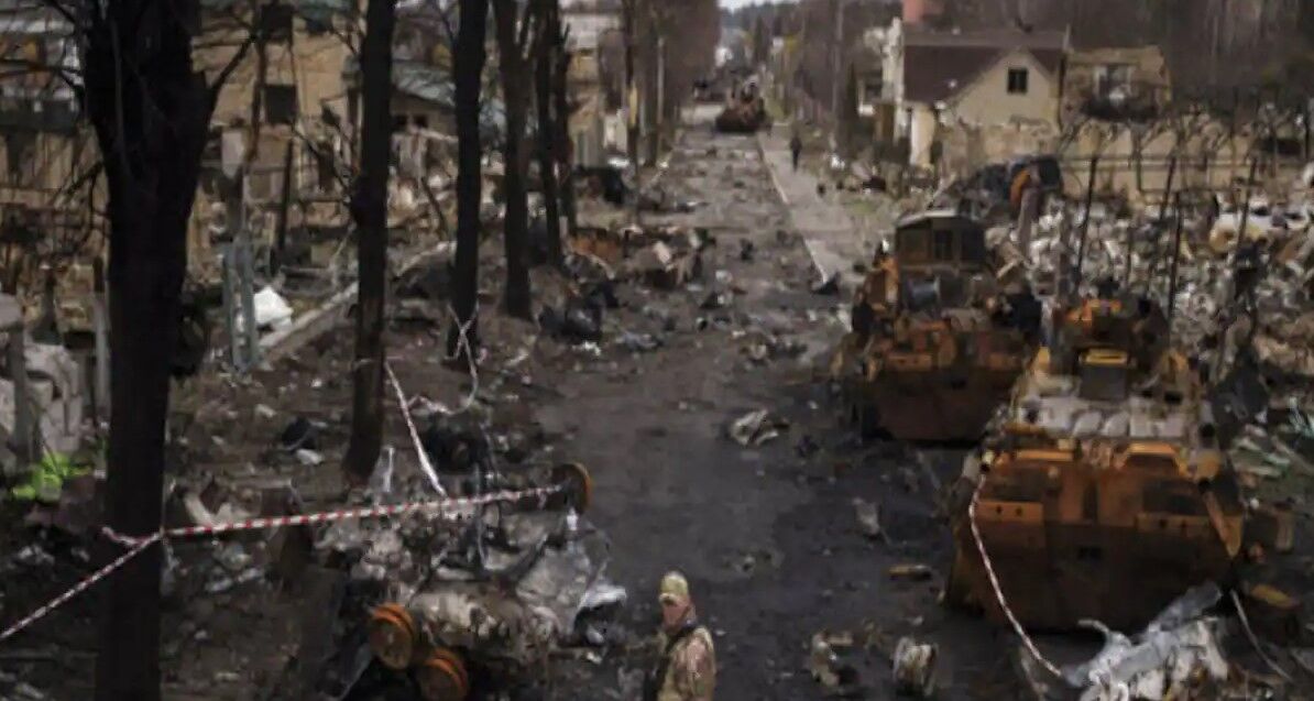 Russia Ukraine War : यूक्रेन के स्वतंत्रता दिवस पर ‘रूस का तांडव’, रेलवे स्टेशन पर राकेट हमले में 15 लोगों की मौत