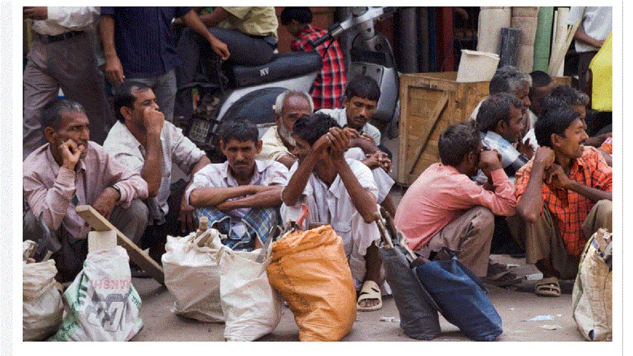 देश में जिसे माना जाता है विकास का मॉडल उसी गुजरात में मजदूरों की दिहाड़ी सबसे कम