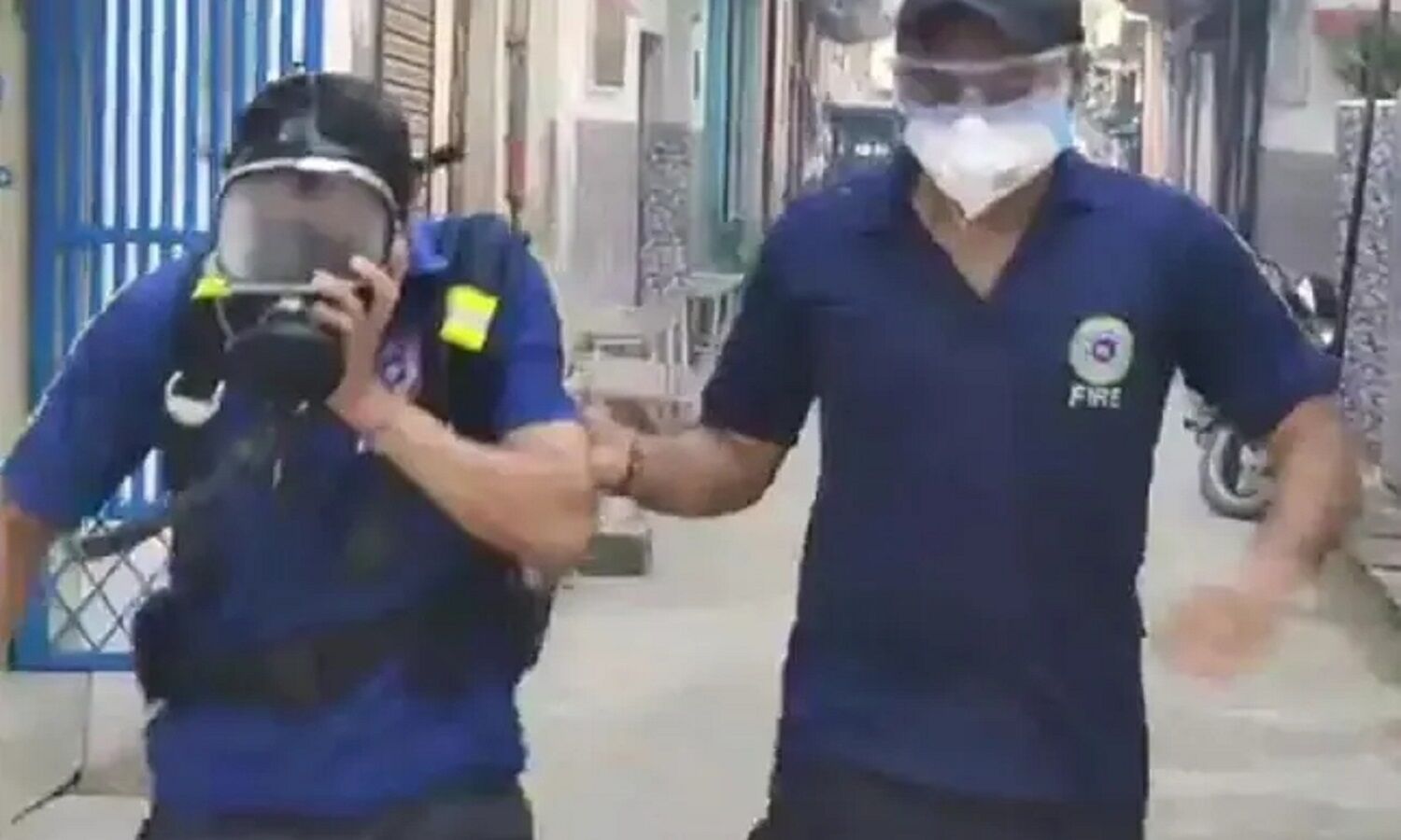 Rudrapur news : रुद्रपुर में गैस रिसाव से प्रशासनिक अधिकारियों समेत 3 दर्जन लोग बेहोश, कबाड़ी की दुकान पर वेल्डिंग के लिए रखे सिलेंडर से रिसी थी गैस