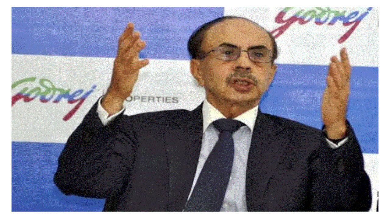 दिवंगत राहुल बजाज के बाद अब गोदरेज इंडस्ट्रीज के चेयरमैन एवं प्रबंध निदेशक नादिर गोदरेज ने मोदी सरकार को नसीहत दी है। उन्होंने कहा कि देश को बांटने का बंद करने की जरूरत है।