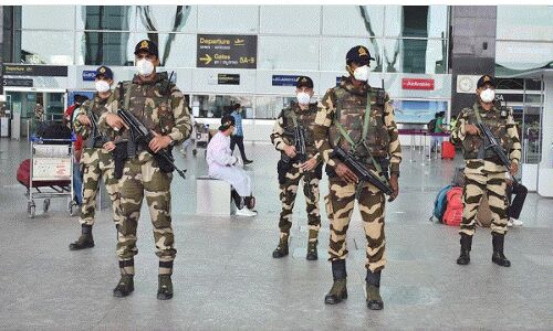 देश के प्रमुख हवाई अड्डों पर सीआईएसएफ के 3049 पद समाप्त, अब निजी सुरक्षा गार्ड संभालेंगे जिम्मेदारी