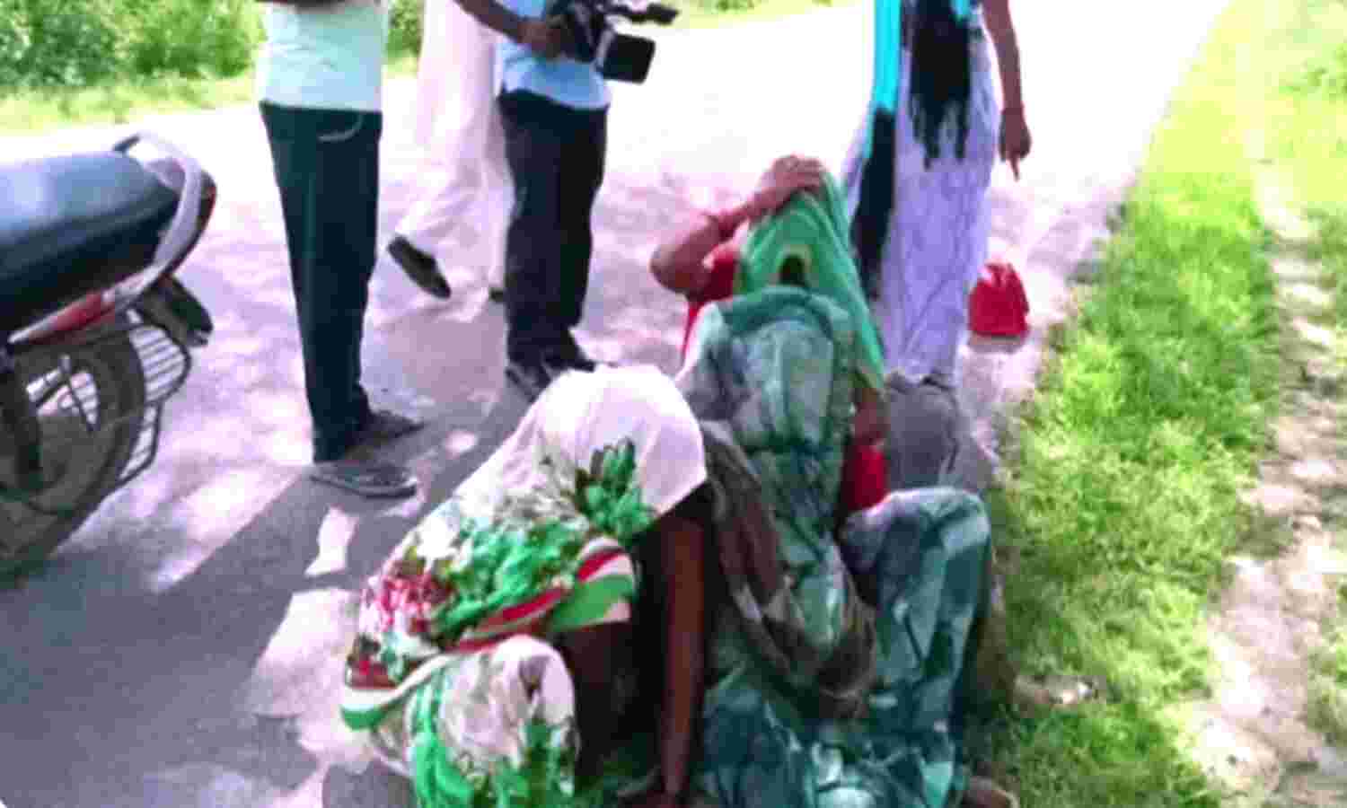 Hamirpur News : 1000 रुपए के लिए एंबुलेंस चालक ने गर्भवती को बीच सड़क पर उतारा, दर्द से तड़पती रही महिला