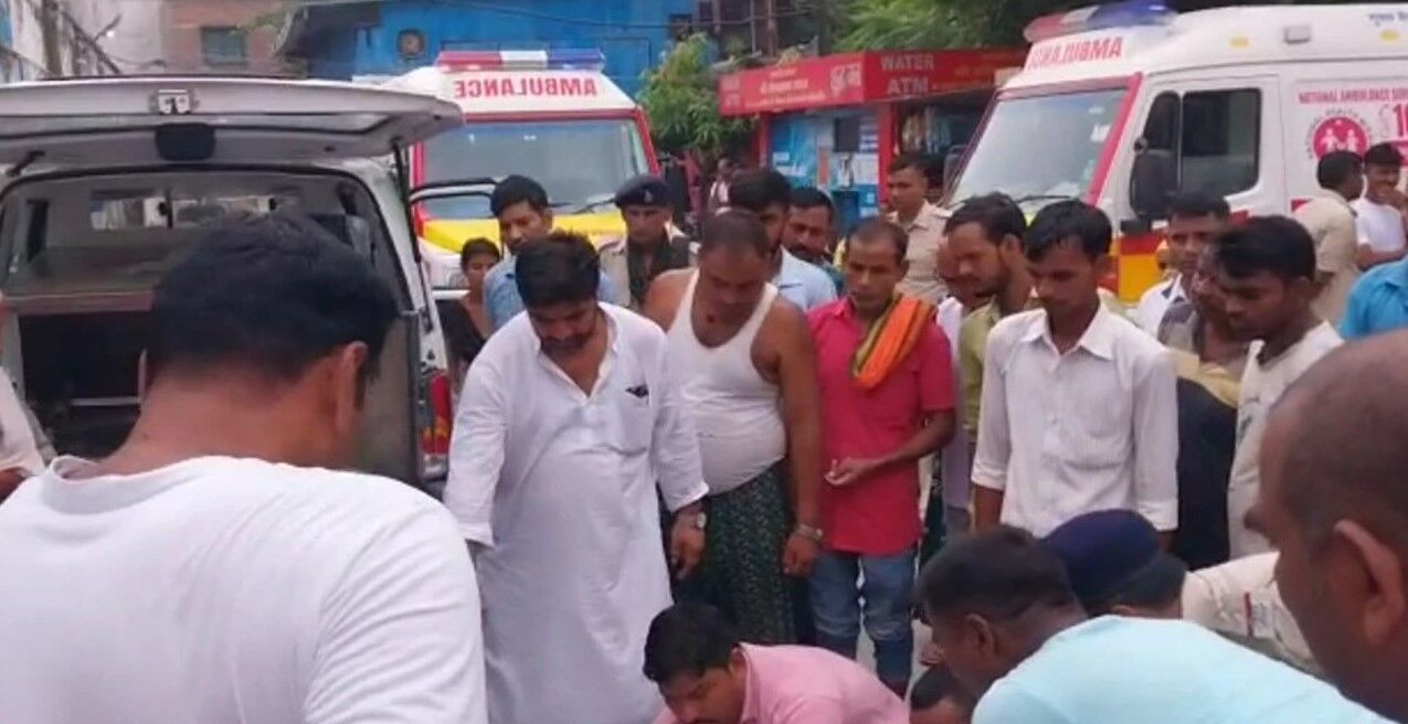 Bihar Crime News: बिहार के सीवान में पुलिसवालों पर बदमाशों ने की ताबड़तोड़ फायरिंग, एक कॉन्स्टेबल की मौत, जानिए पूरी कहानी